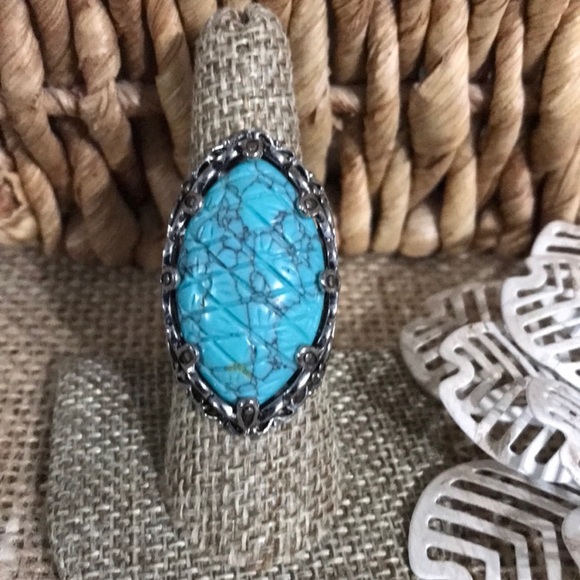 Blue Howlite statement ring - Picture 3 of 6